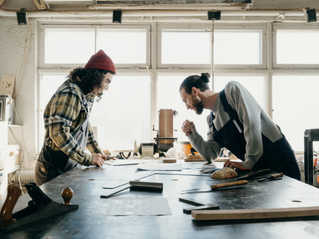 Premium Woodworking eCommerce Brand | 54 Products | $73 AOV | Scalable, Inventory-Free Model