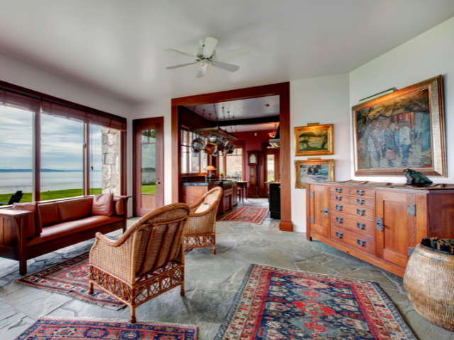 SBA Pre-Qualified Antique Furniture Business – New Orleans Location – 54% Average Gross Profit Margins – Established 23 Years