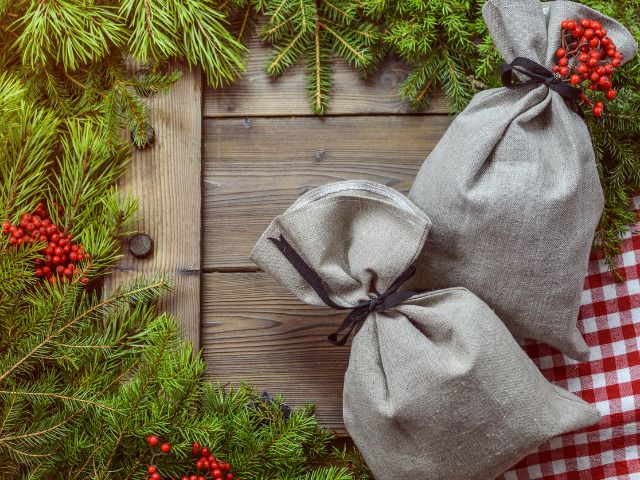 Amazon FBA eCommerce Business in the Unique Gifts Vertical - 30% YOY Growth Rate - Strong ASIN Reviews