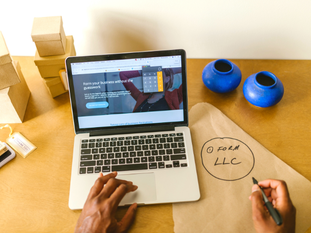 Affiliate Marketing Agency Targeting Startup Services for Small Business Owners – 96% Profit Margins – Established Operational Team –  6,000 Monthly Visitors