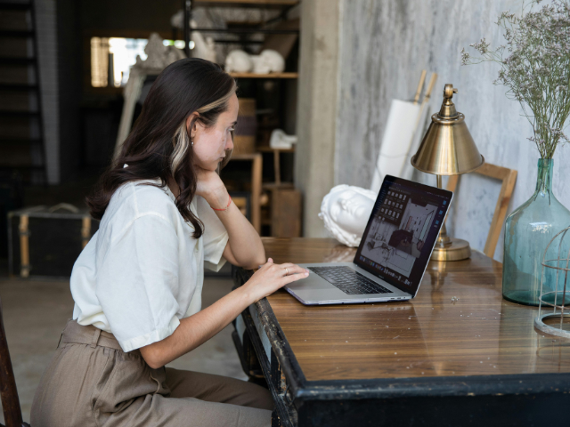 eLearning & Business Services Company | Significant Seller Financing | 1,035+ Active Clients | $4,499 Average Contract Size
