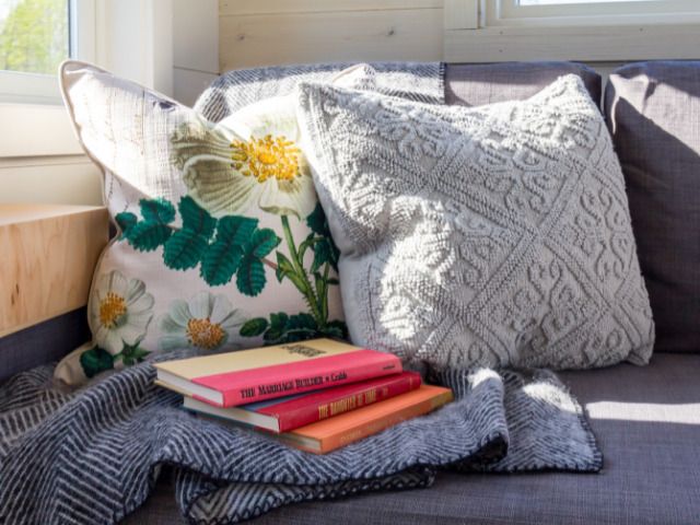 Amazon FBA Brand in the Blankets Category – 34% Margins – Simple to Operate Business – No Warehouse or Employees Necessary