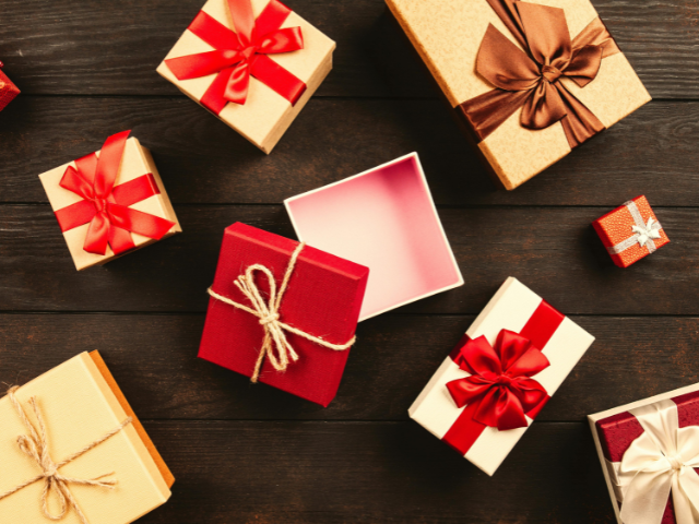 eCommerce Brand in the Gifting Category | Curated Corporate Gift Boxes & Branded Merchandise | 35% Net Margins | 60% Repeat Order Rates | Minimal Ad Spend