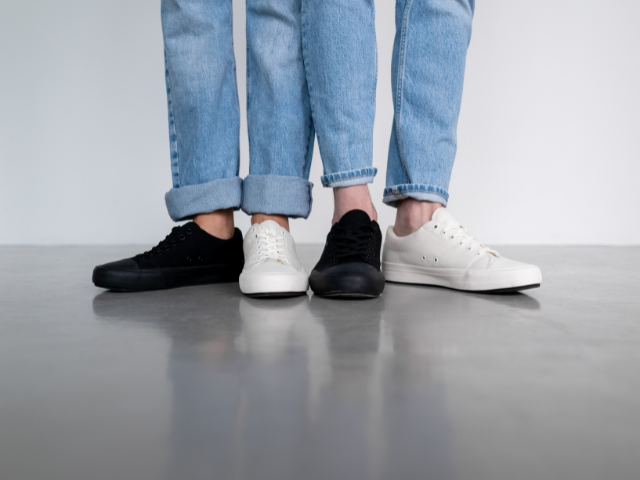 SBA PreQualified, High Profit eCommerce Brand in the Socks Vertical – 57% Repeat Orders – Low Risk Profile Business