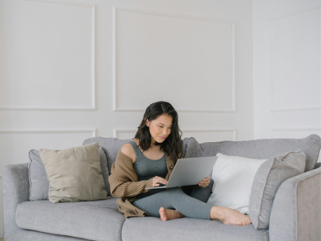 Online Courses Platform | Classes on Investing, AI, Crafting & Stocks