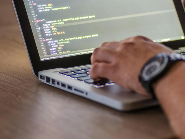 SBA Pre-Qualified Subscription Box Brand | Educational Computer Technology | 42% Net Margins | $320 LTV | 900+ Subscribers | 9 Years in Business