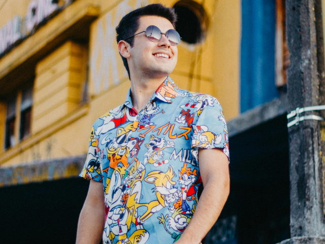 20-Year eCommerce Brand | Novelty Apparel & Pop-Culture Vertical | 1,000+ Active Products | 15% Repeat Order Rate | Semi-Absentee