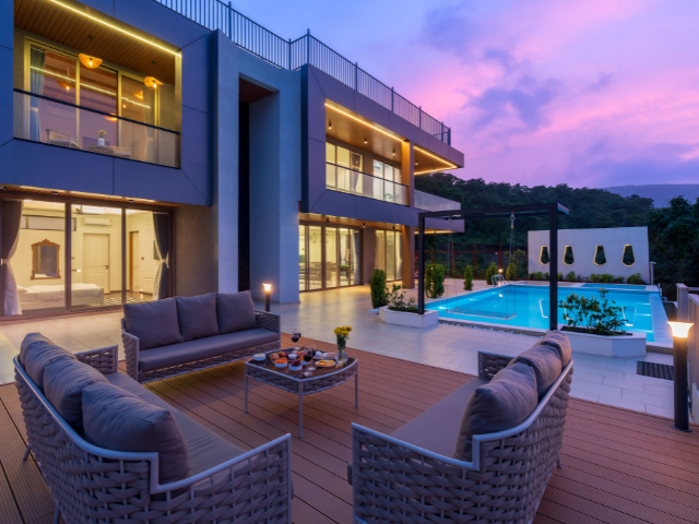 SBA Pre-Qualified Luxury Travel Marketplace | Celebrity & Wealthy Consumer Concierge Services | 57% YOY Profit Increase | $23K AOV | Full Team