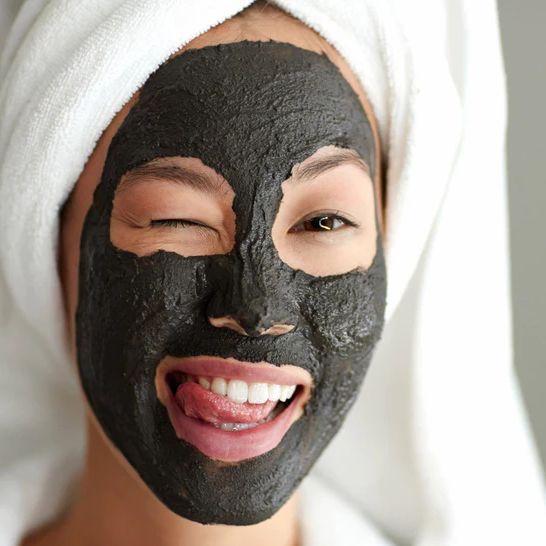 BRANDED & PROPRIETARY MULTI-CHANNEL WELLNESS RETAILER