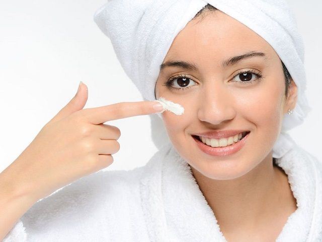 Amazon FBA Beauty & Health Products eCommerce Retailer - 20 Best Seller Badges - Proprietary Product Finder System - Powerful YOY Growth - DTC & B2B Sales