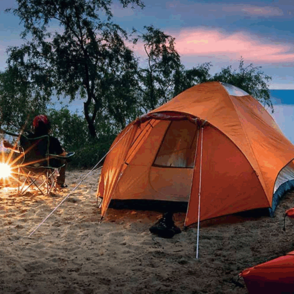 BRANDED CONSUMER PRODUCTS RETAILER IN OUTDOOR & CAMPING GEAR