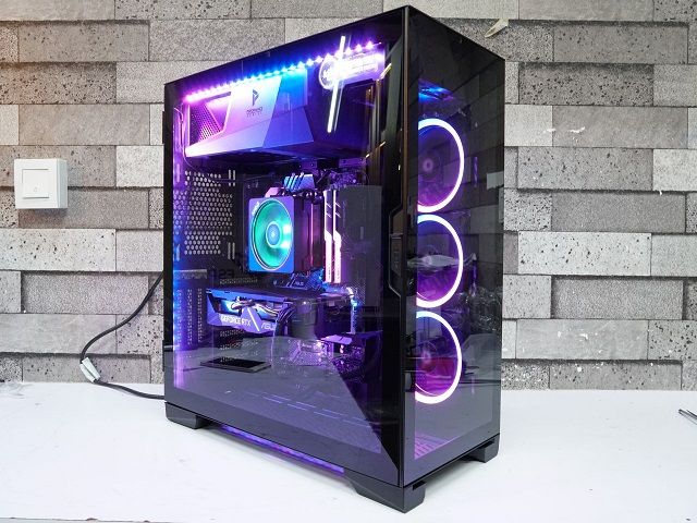 Custom Gaming PCs & Build Kits Brand – In-House Assembly – 400,000 Monthly Website Visitors – Massive Social Following