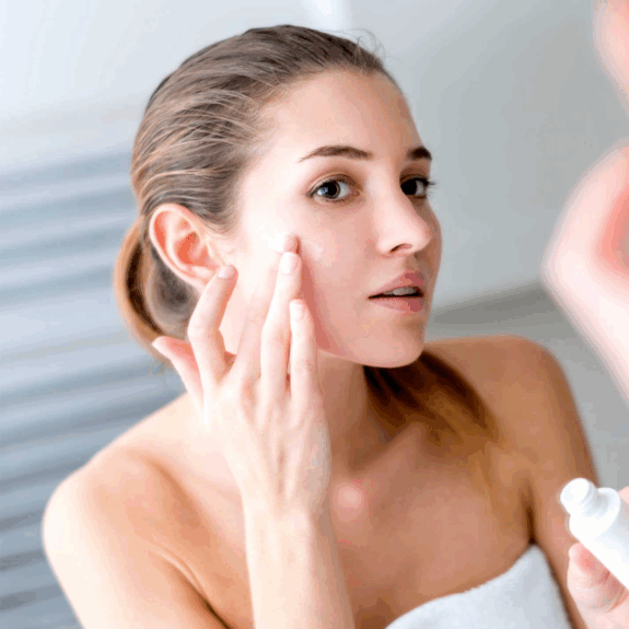 SUPPLEMENTS & COSMETICS ECOMMERCE BRAND – FEMALE DEMOGRAPHIC – 6 YEARS HISTORY – 70% WEBSITE & 30% AMAZON SALES