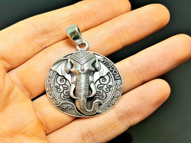 eCommerce Jewelry Brand Focused on Spiritual Products – High Repeat Order Rate – Low Working Capital