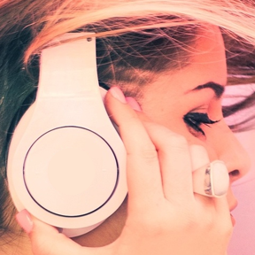 SCALING, HIGHLY UNIQUE E-COMMERCE LIFESTYLE PRODUCTS WEBSITE, MASSIVE AFFILIATE BASE