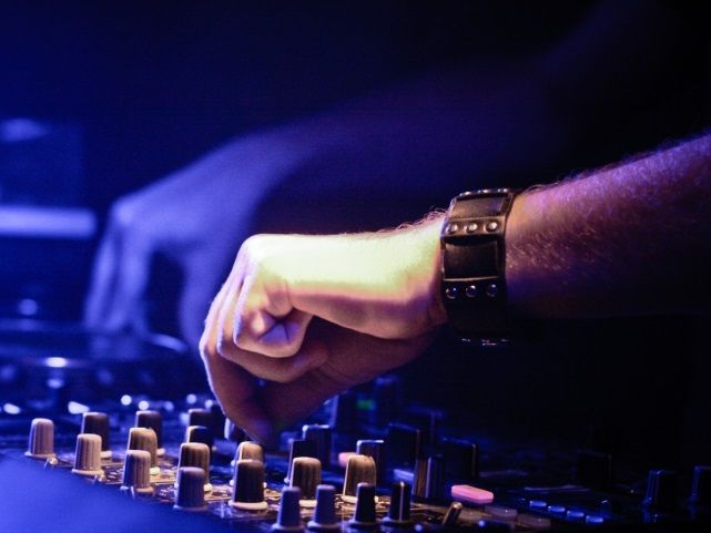 eCommerce Retailer in MIDI & Digital Audio Space l Only 10% Down l SBA Pre-Appoved