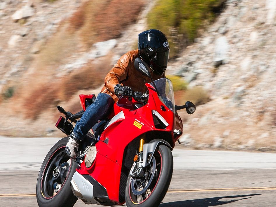 Established eCommerce Motorsport Accessory Retailer with 25K+ Monthly Visitors & 10 Years Experience