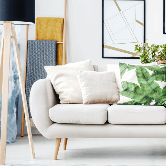 INTERNATIONAL, SOCIAL-DRIVEN ECOMMERCE RETAILER IN HOME DECOR, BEAUTY, GIFTABLES & MORE