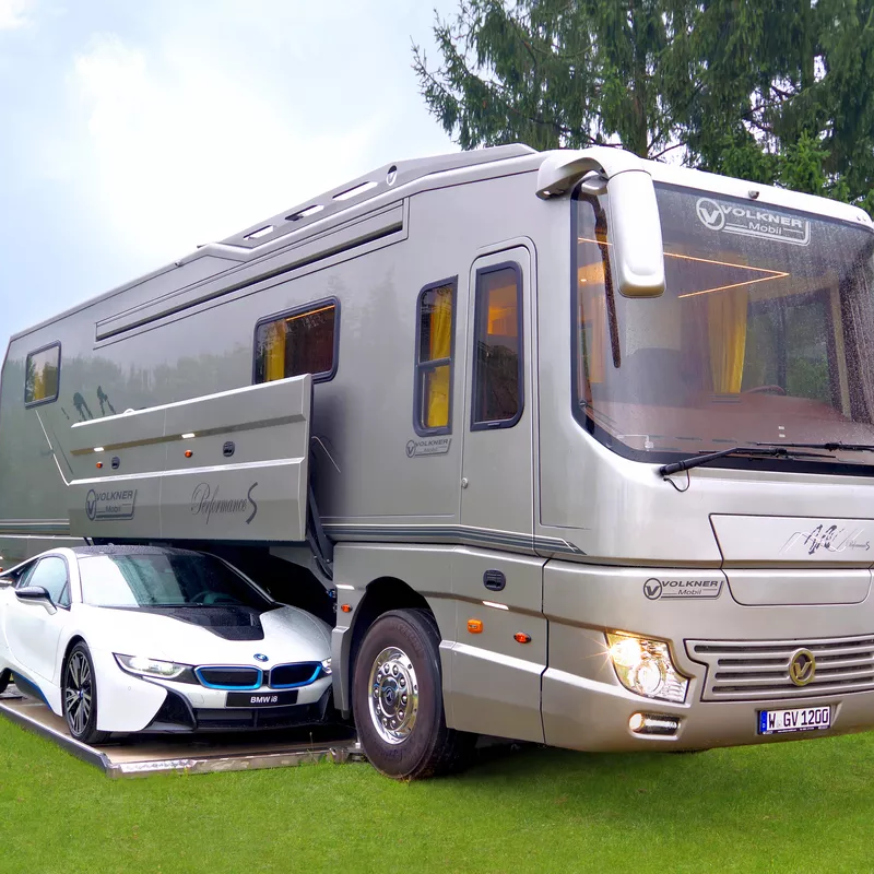 13 YEAR LEAD GENERATION WEBSITE FOR RV DEALERS