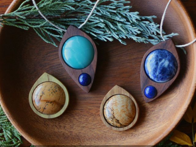 Custom Apparel & Jewelry Manufacturer & eCommerce Brand – All In-House Designs – Natural & Yoga Themed Products