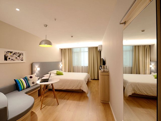 Wireless Motion Sensor Lighting Brand – DTC eCommerce (Branded Shopify Website) – 20% Repeat Order Rate – Ready to Scale into Amazon