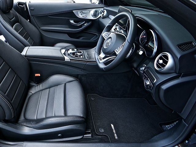 Premium, Custom Auto Floor Mats Brand – Proprietary Products – International Scope – Only Selling on their Branded eCommerce Website – $205 AOV