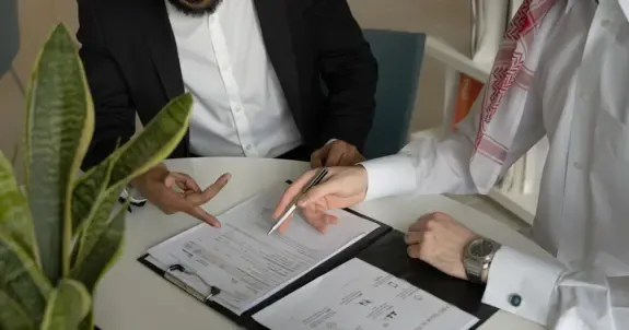 What’s the Difference Between the Listing Price and the Selling Price?