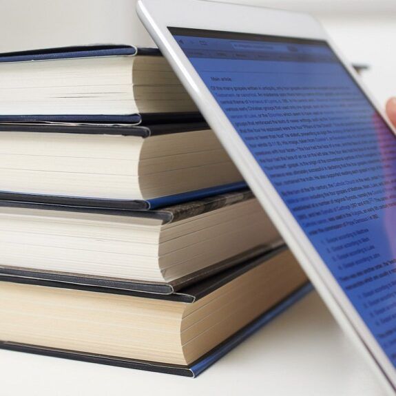 HIGHLY AUTOMATED SELF-PUBLISHING ECOMMERCE BUSINESS