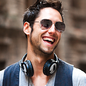 ECOMMERCE RETAILER IN FASHIONABLE MOBILE AUDIO ACCESSORY SEGMENT